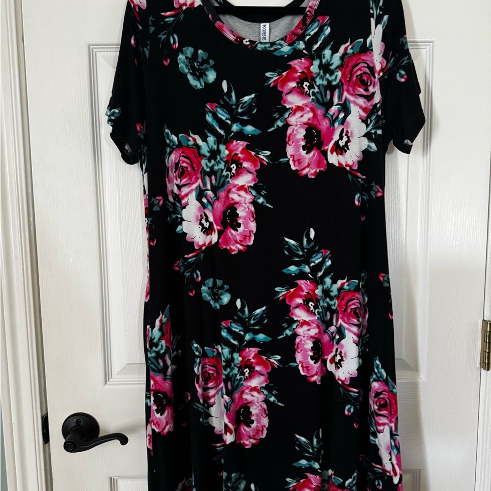 Pink and White Casual Midi Sundress with Crew Neck